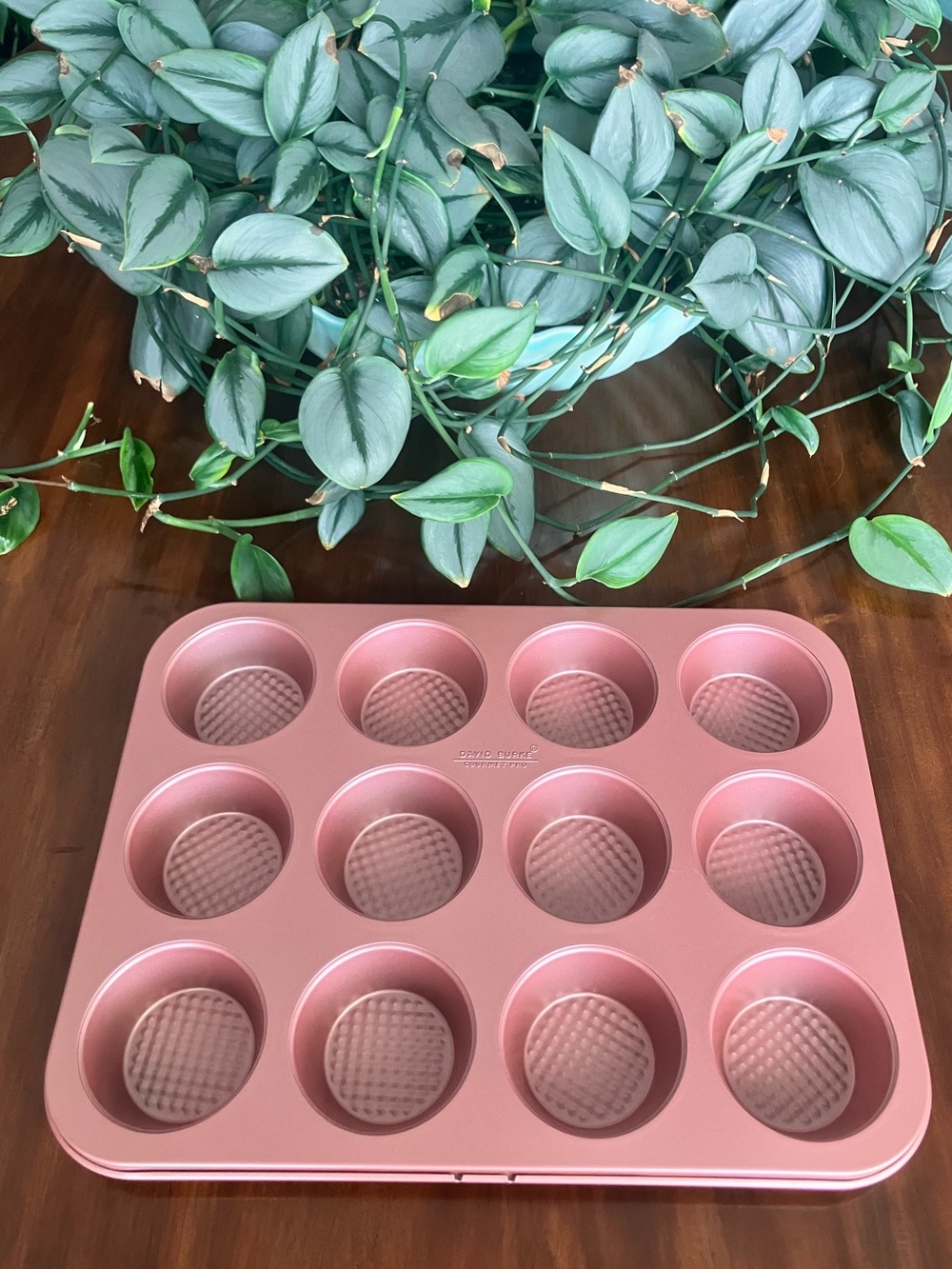 New David Burke Gourmet Pro 12 Cup Muffin Pan in Rose Gold Finish